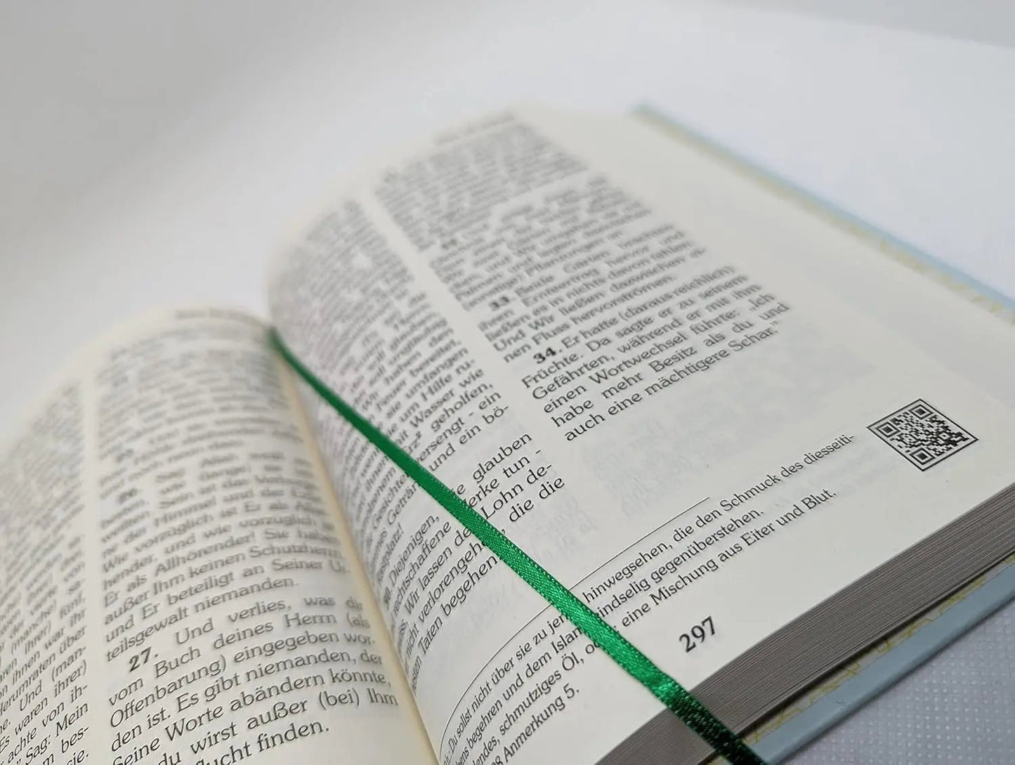 Der edle Koran - Deutsche Übersetzung von Frank Bubenheim mit Begrifferklärungen und QR - Code, Mintgrün - Lesen ist Licht
